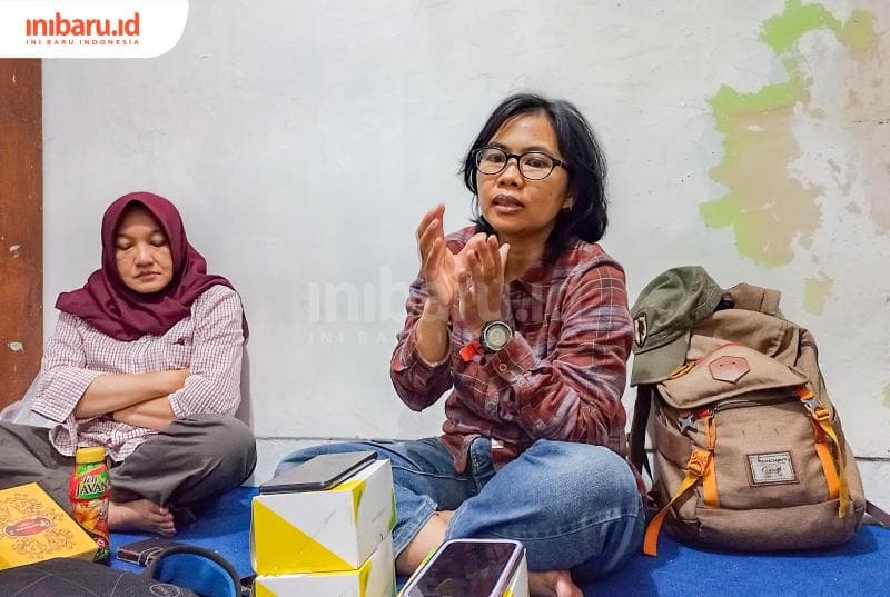 Sub Bidang Pengaduan dan Penanganan Kekerasan Seksual, Aliansi Jurnalis Independen (AJI) Indonesia, Dyah Ayu Pitaloka diundang dalam forum diskusi kampanye 16 HAKTP di Semarang. (Inibaru.id/ Ayu Sasmita)