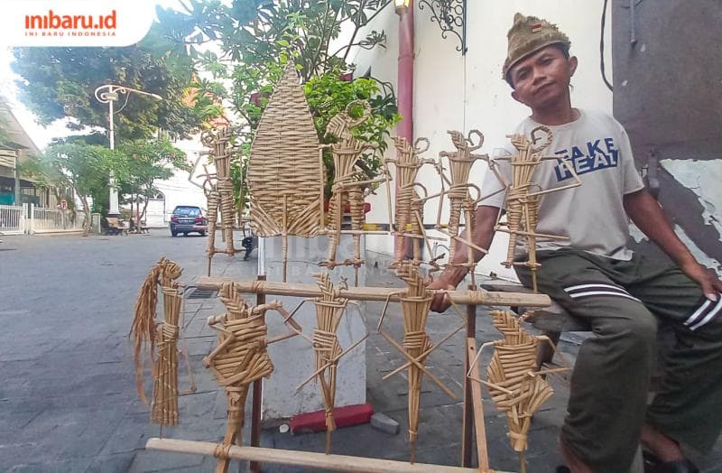 Belajar Membuat Wayang Suket, Mudah dan Cepat Bisa