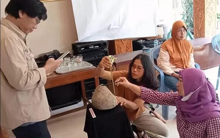 Penelitian terhadap Prasasti Nglumbang Dungik terus dilakukan sejak kali pertama ditemukan. (Radarsolo)