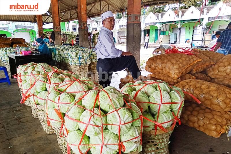 Petani hingga pedagang di Terminal Agribisnis Jetis, Kabupaten Semarang sama-sama mengalami kerugian. (Inibaru.id/ Zulfa Anisah)
