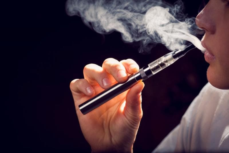 Layaknya rokok biasa, vape bisa menyebabkan dampak kesehatan yang serius. (Kompas/6okean)