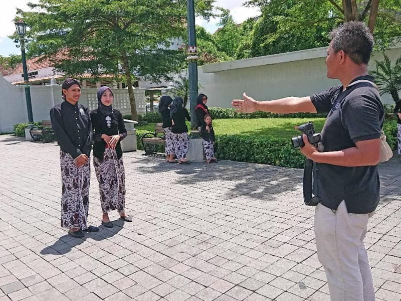 Tarif Sewa Baju Tradisional di Malioboro untuk Foto-Foto