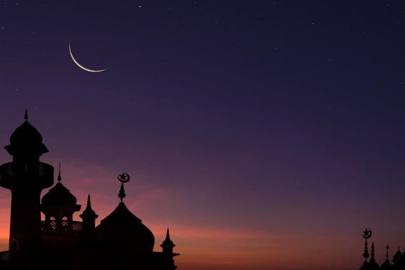 Muhammadiyah tetapkan 1 Ramadan 1445 pada 11 Maret 2024. (Kompas/Shutterstock/Nature Style)