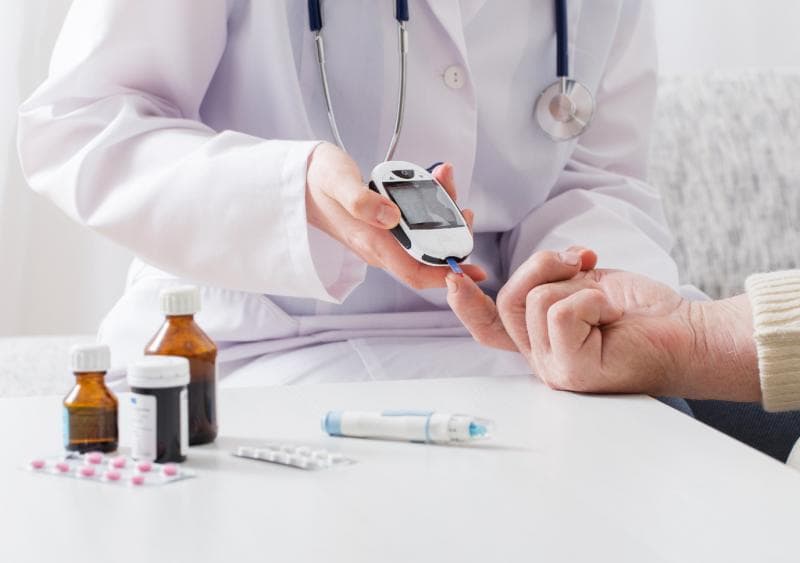 Sarapan karbohidrat kompleks bisa menjaga kadar gula darah. (via Alodokter)