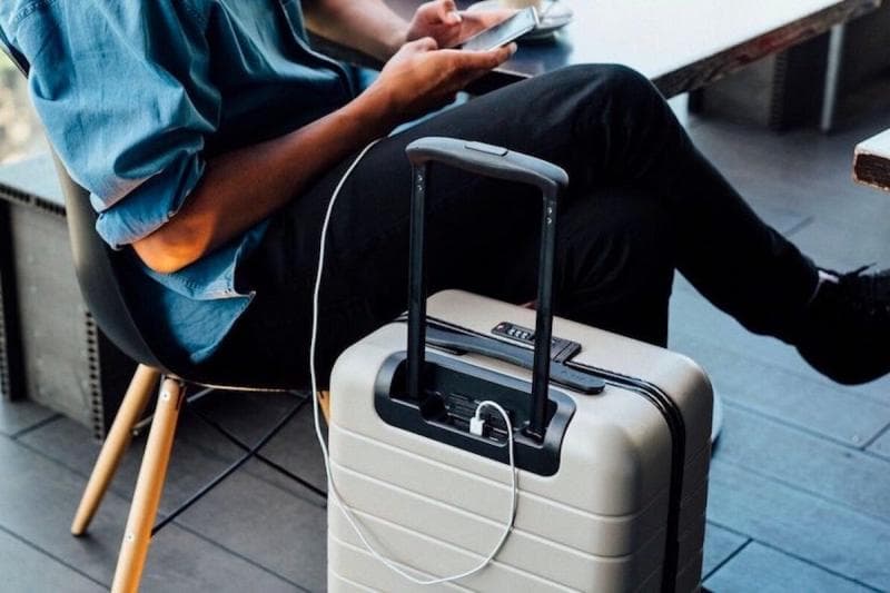 Pihak maskapai menyebut larangan memasukkan smart luggage untuk keperluan keamanan penerbangan. (Thegadgetflow)