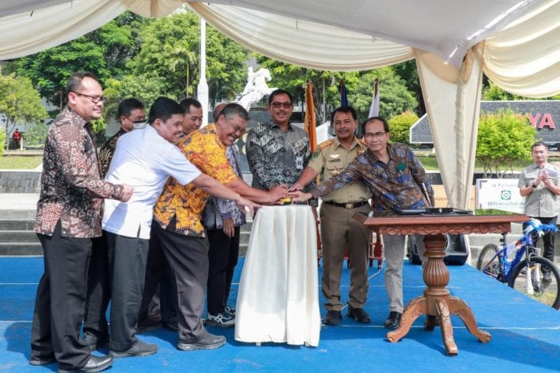 Salah satu sesi pada acara Pencanangan Bulan Keselamatan dan Kesehatan KErja (K3) Provinsi Jawa Tengah. (dok. Humas Pemprov Jateng)