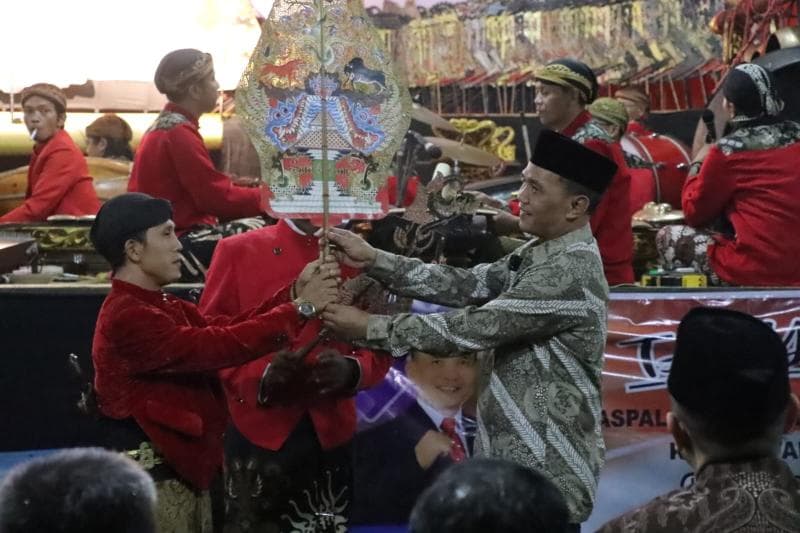 Ajak anak muda cintai wayang kulit, Sumanto kumpulkan 45 dalang di Karanganyar untuk pentas mendalang di rumah masing-masing. (Dokumentasi DPRD Jateng)