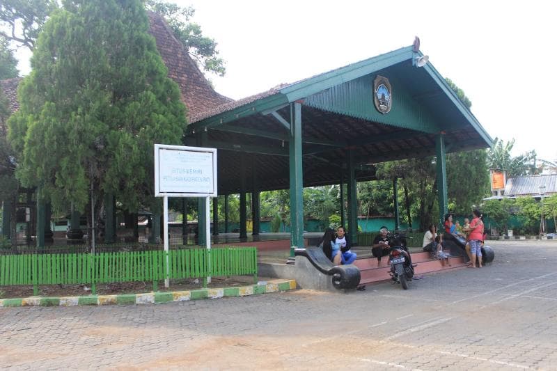 Cerita Kabupaten Pati yang Terkait dengan Dawet dan Kemiri