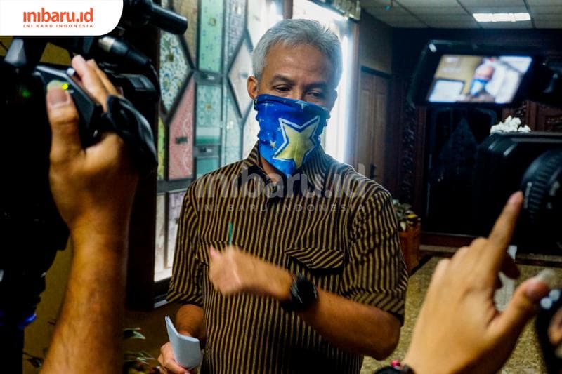 Ganjar Pranowo mengusulkan pemberian Anugerah Bintang Jasa kepada tenaga medis. (Inibaru.id/ Audrian F)<br>