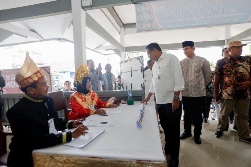 TPS unik yang mengusung konsep busana adat. (humas pemprov Jateng)