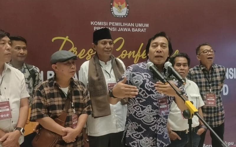 Komeng punya visi pengin membahagiakan masyarakat. (Tvonenews)