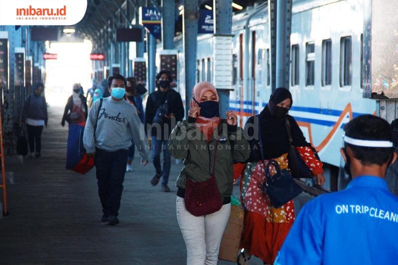 Tiket kereta api untuk Idul Fitri 2024 sudah bisa dipesan. (Inibaru.id/ Triawanda Tirta Aditya)