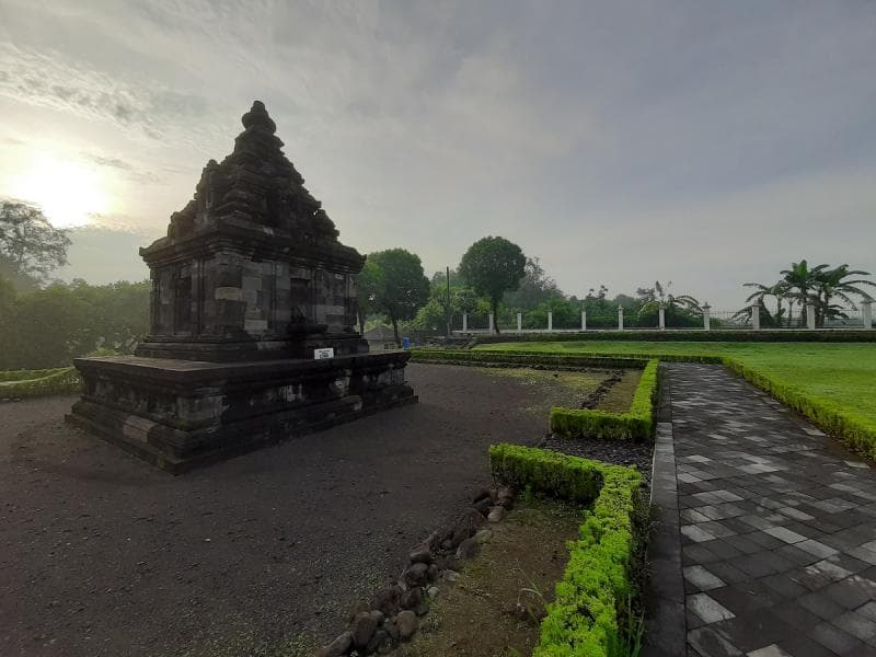 Candi Gebang, hidden gem Yogyakarta yang jarang diketahui banyak orang. (Googleuser/ Ricky Santana)