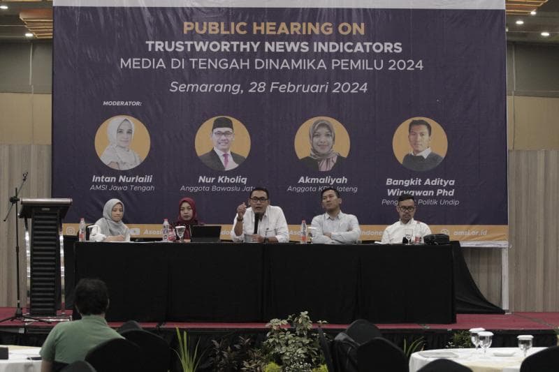 Asosiasi Media Siber Indonesia (AMSI) Jateng menggelar Diskusi Trustworthy bertajuk 'Media di Tengah Dinamika Pemilu 2024'. (Dokumentasi AMSI Jateng)