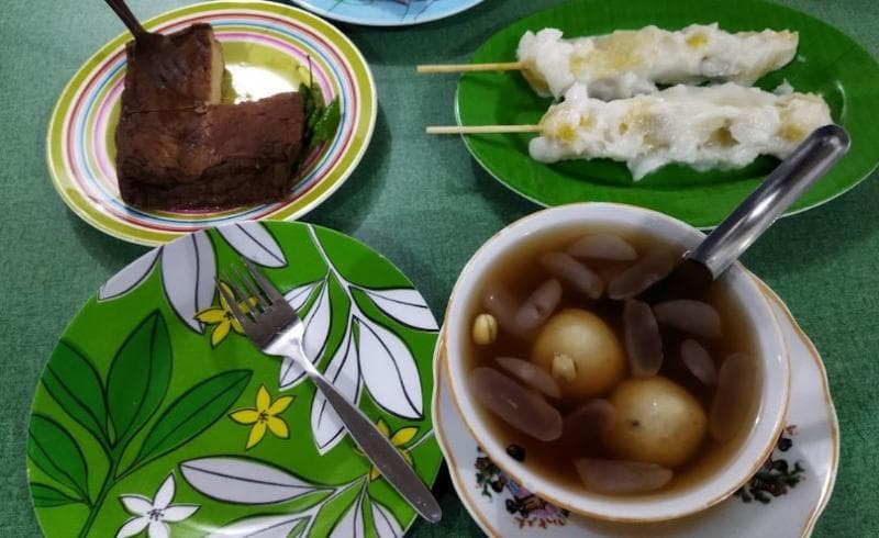 Tiga menu istimewa yang disajikan di Ronde Miroso. (Googleuser/Wahyu Irawan)