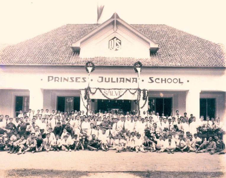 Dulu, nama sekolah ini adalah Prinses Juliana School. (Twitter/Arif Al mBantuli)