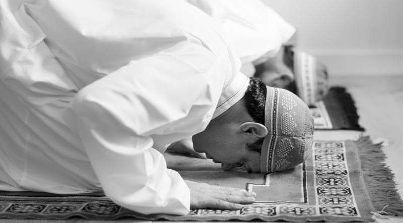 Biasa Dikerjakan Munfarid, Bolehkah Salat Tahajud Dilakukan Berjemaah?