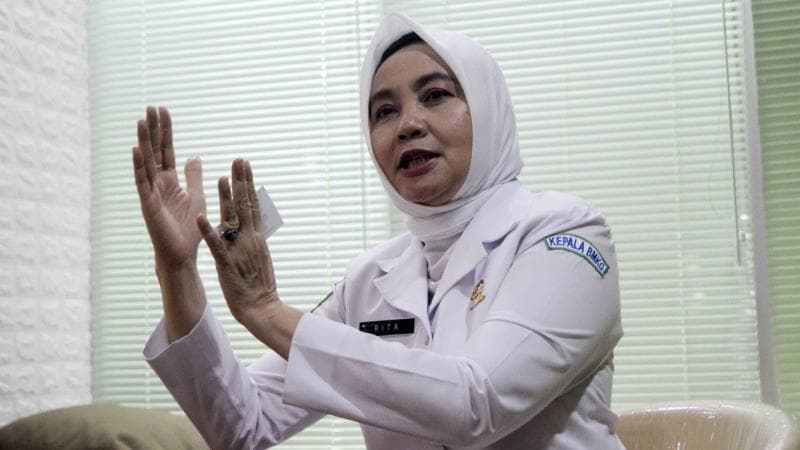 Kepala BMKG Dwikorita Karnawati mengingatkan supaya kita secara aktif melihat informasi dan kondisi cuaca terlebih dahulu sebelum melakukan perjalanan mudik. (Viva/M Ali Wafa)