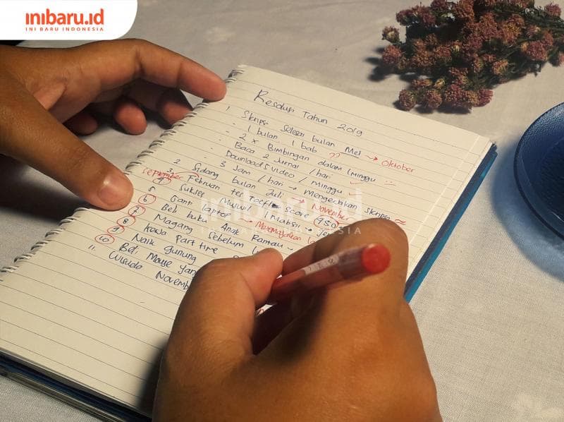 Resolusi tahun lalu yang belum tercapai nggak harus dirutuki terlalu dalam. Cari titik berangkatnya dan bangkitlah, <i>Millens!&nbsp;</i>(Inibaru.id/ Dyana Ulfach)