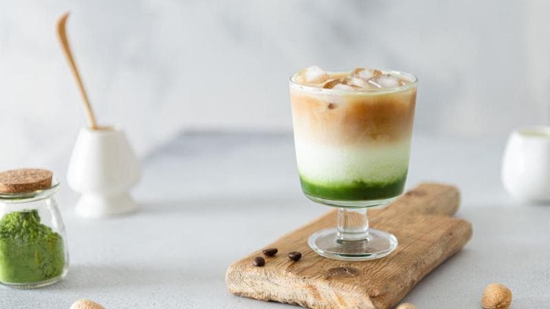 Kopi matcha latte ini benar-benar menggoda ya. (Shutterstock)
