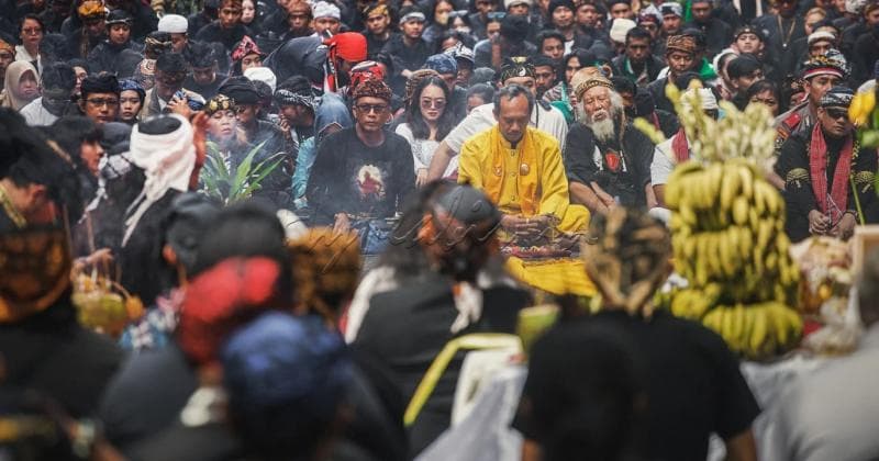 Tradisi Ngertakeun Bumi Lamba merupakan manifestasi hubungan harmonis antara manusia dengan alam dan sang pencipta. (Istimewa)