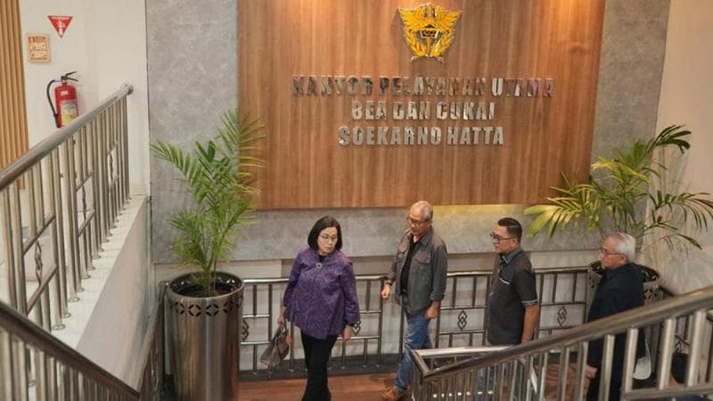 Menteri Keuangan Sri Mulyani meminta Bea Cukai melakukan perbaikan layanan serta proaktif memberikan edukasi kepada masyarakat. (IG:@smindrawati)