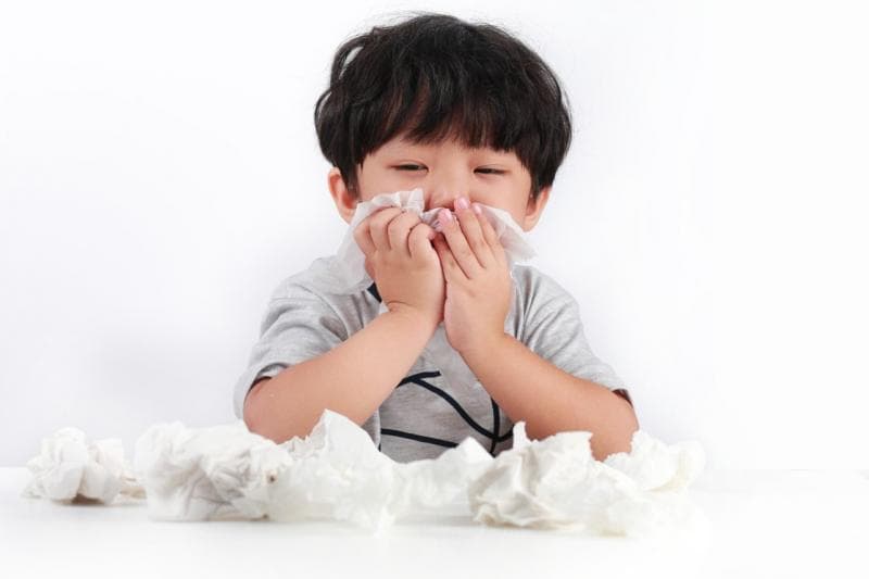 Ilustrasi: Anak terkena flu. (Bukalapak/Shutterstock)