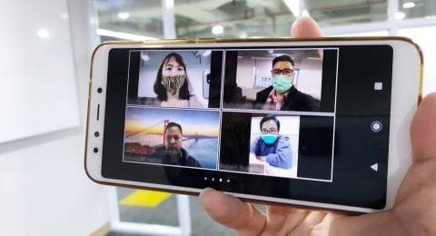 Rapat virtual menggunakan Zoom. (Smartfren)