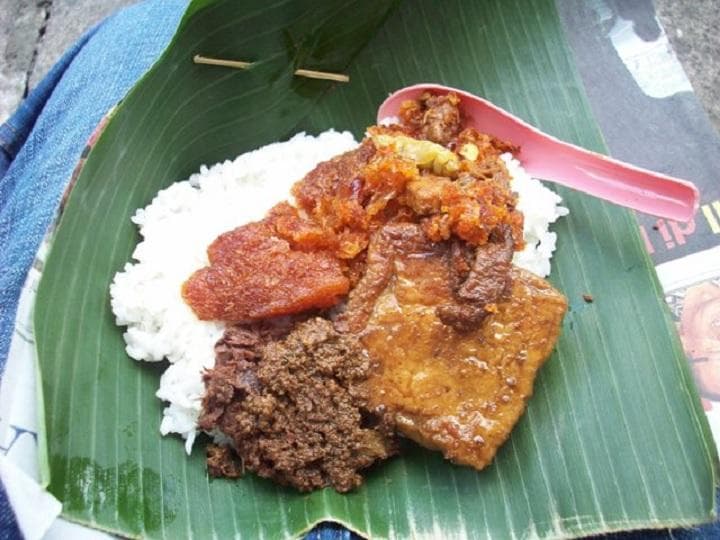 Rasa Gudeg Yu Hadi nggak terlalu manis. (Blognyamitra.wordpress)