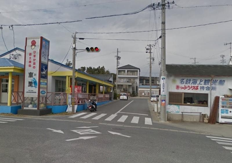 Lampu lalu lintas di Himakajima, Jepang, bisa menyala merah sampai setahun penuh.