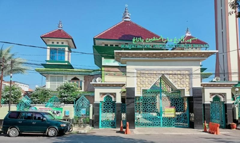 Masjid Agung Batang. (tokopedia)