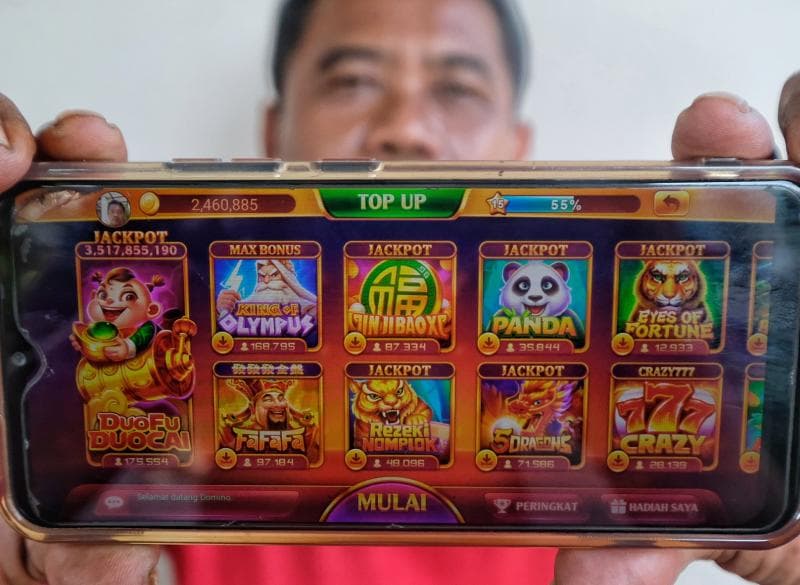 Nggak Cuma Gim, Banyak Anak Indonesia Kecanduan Judi Online