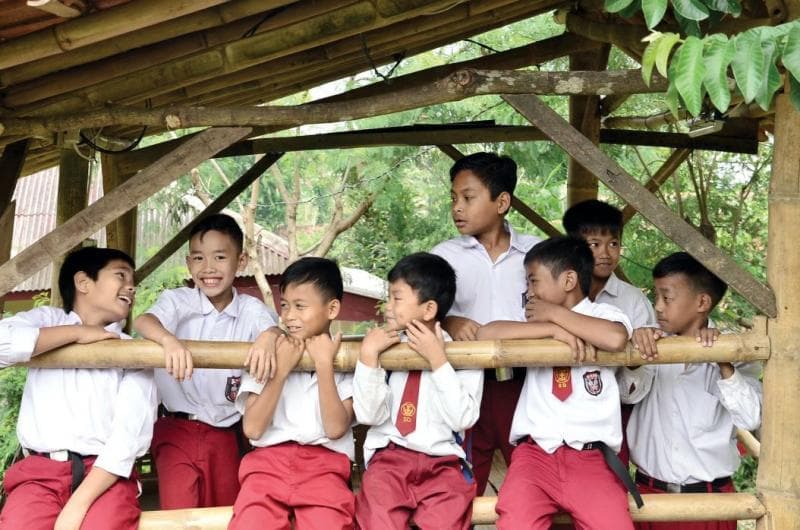 Sekolah semestinya menjadi tempat yang aman untuk belajar. (via Hipwee)