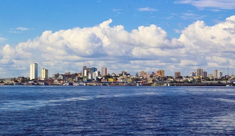 Sungai Amazon yang mengalir di Kota Manaus, Brasil. (Pixabay)