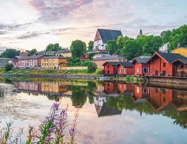 Negara Finlandia memiliki jumlah danau hampir mendekati 168.000. (Instagram/@ourfinland)