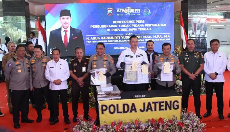 Menteri ATR/BPN AHY ungkap mafia tanah di Polda Jateng, Senin (15/7). (Istimewa)