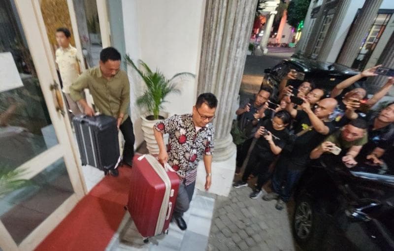 KPK Geledah Balaikota Semarang; Mbak Ita Dilarang ke Luar Negeri