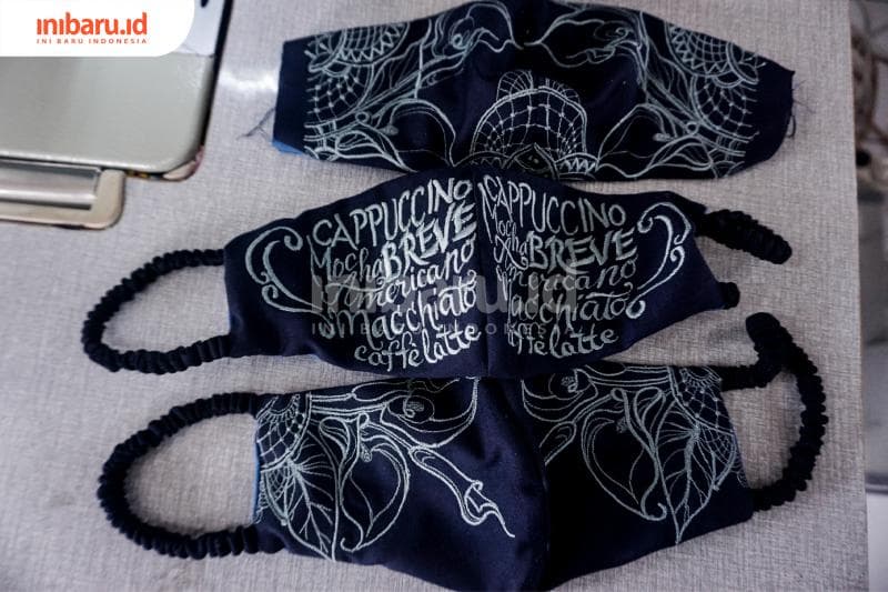 Masker modis bikinan Andre. (Inibaru.id/ Audrian F)<br>