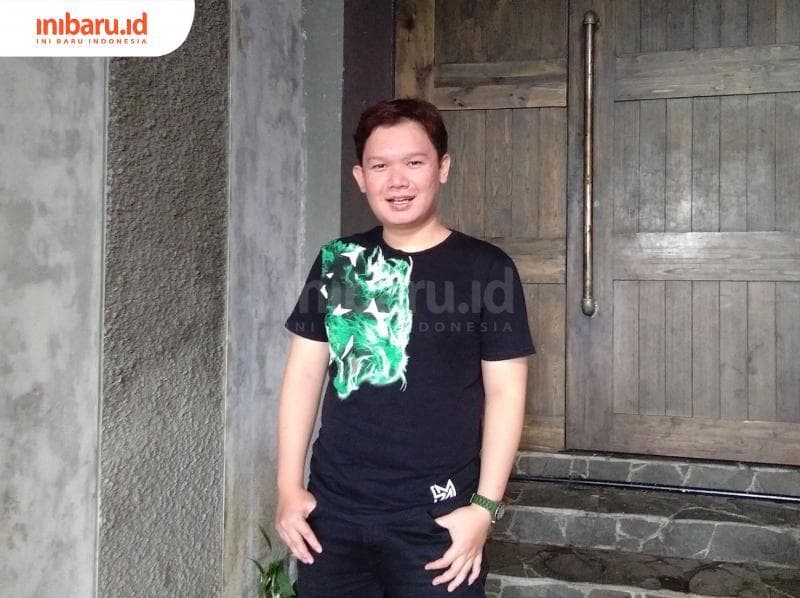 Niki Hutomo lebih mengingatkan&nbsp; kalau jangan terus memburu style tapi melupakan fungsi masker itu sendiri. (Inbaru.id/&nbsp; Isma Swastiningrum)