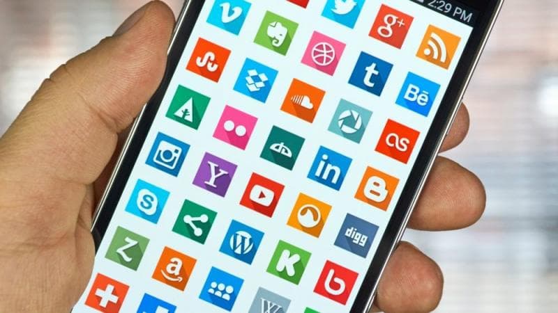 Beberapa tanda kamu sudah harus ganti ponsel baru. (alphr)