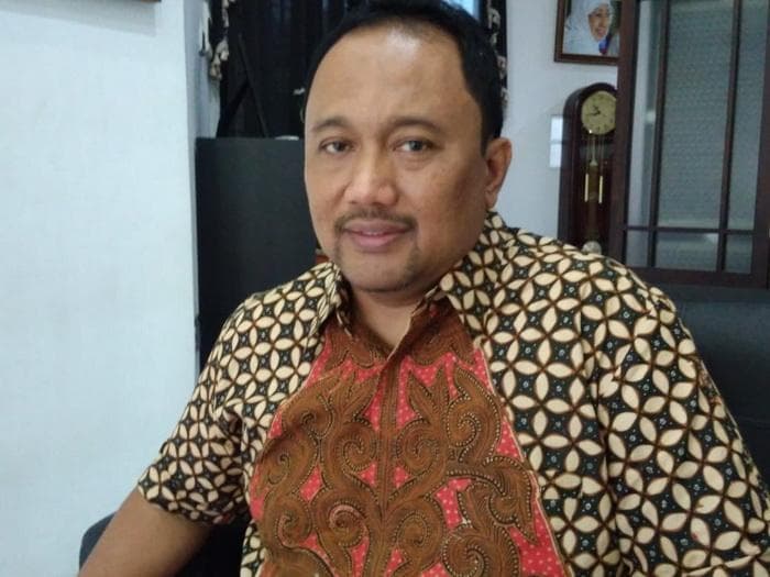 Tujuan penyidik KPK mendatangi kantor DPRD Jateng adalah ruang Ketua Komisi D Alwin Basri. (Gesuri)