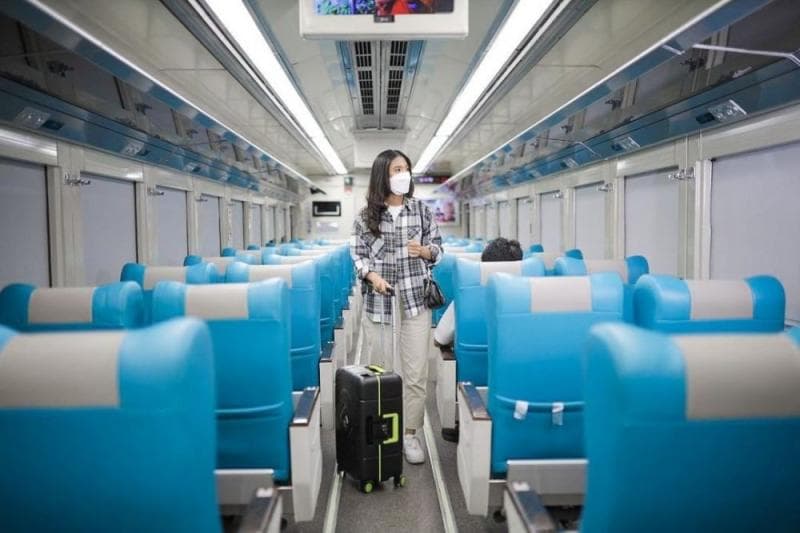 Bagian dalam KA Blambangan Ekspres. (IG/Keretaapikita)