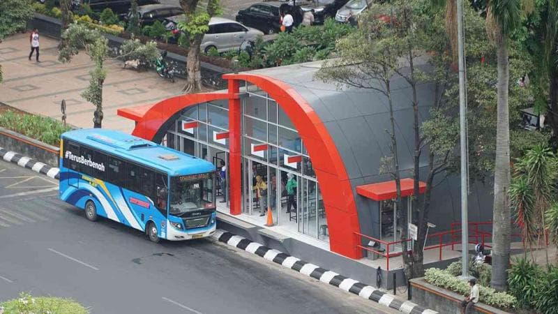 Trans Semarang tinggal terus memperbaiki layanannya agar jumlah penggunanya semakin banyak. (Kompasiana/Aprilia Ajeng)