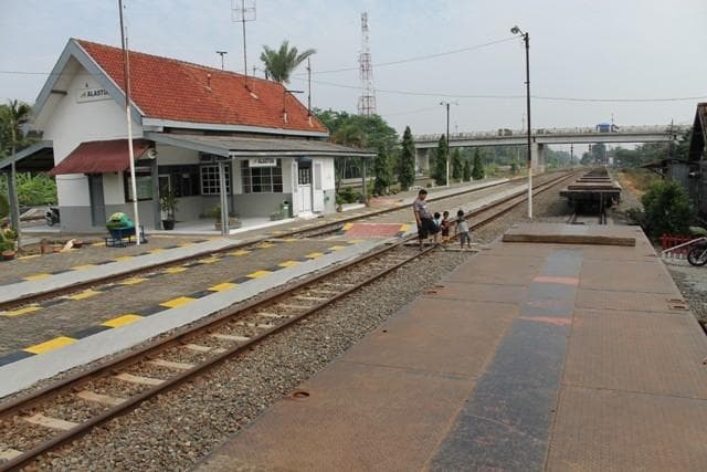 KA Banyubiru bakal menaikturunkan penumpang di Stasiun Alastua mulai 1 September 2024. (Kalogistick)