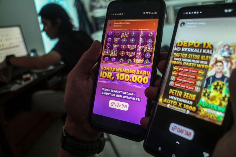 Memberantas judi online hingga ke akar membutuhkan upaya penuh. (Antara/Yulius Satria Wijaya)