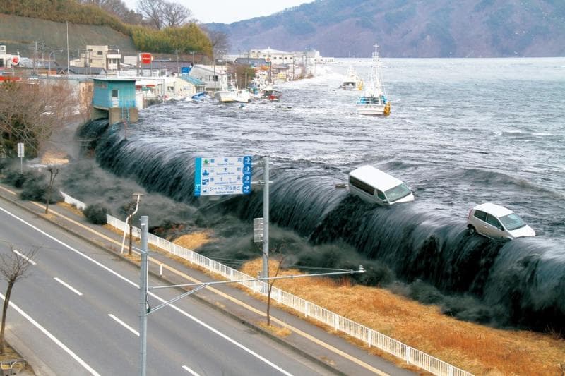 Video tsunami di Miyako yang populer di media sosial. (Wikipedia/提供元 : 岩手県宮古市)