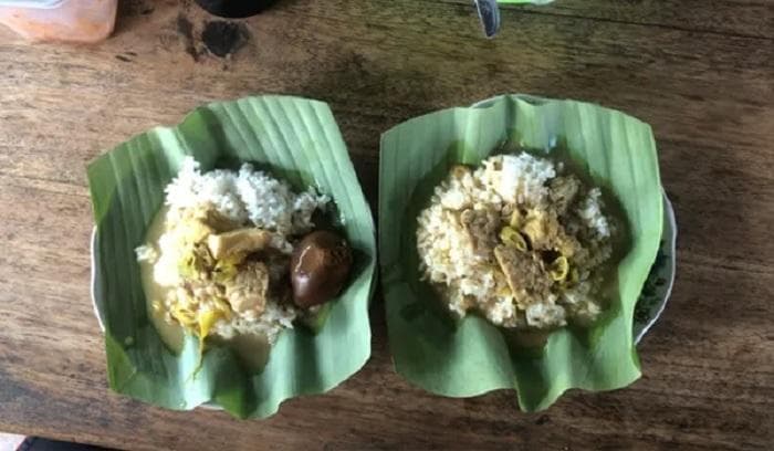 Sego tempe pedas, kuliner khas Pati. (Betanews/Vera Melinda)