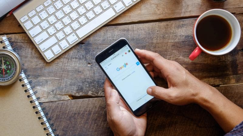 Gen Z jarang yang memakai istilah 'googling'. (Shutterstock/d8nn)