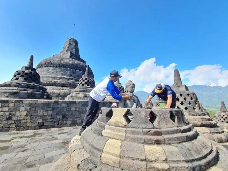 Puncak Candi Borobudur tanpa Chattra. (Radarjogja/Naila Nihayah)