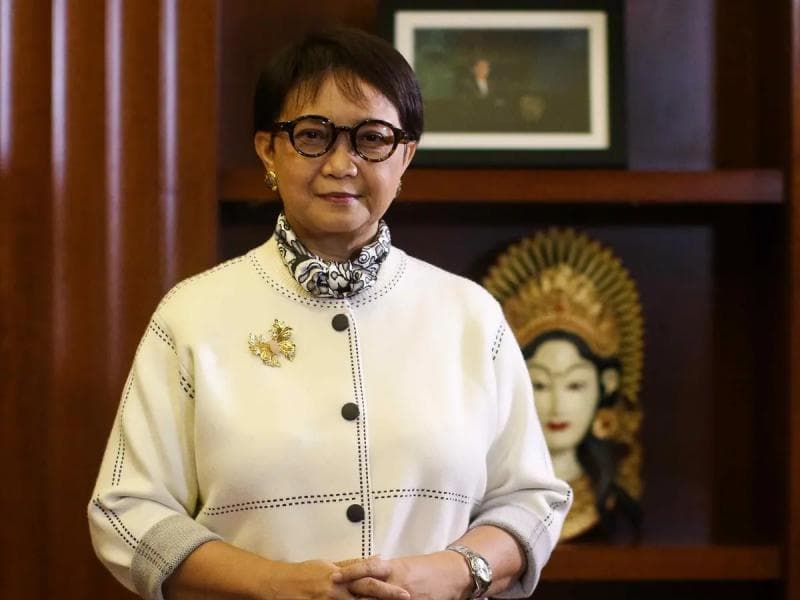 Retno Marsudi sudah menjabat sebagai Menteri Luar Negeri RI selama 10 tahun. (Kemenlu)